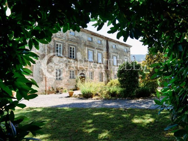 villa in vendita a Capannori