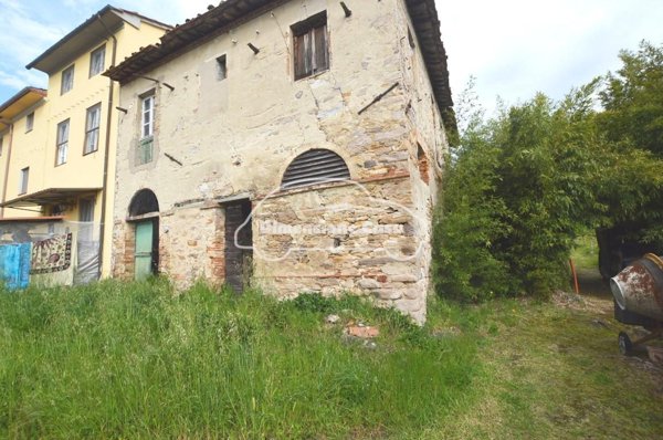rudere in vendita a Capannori