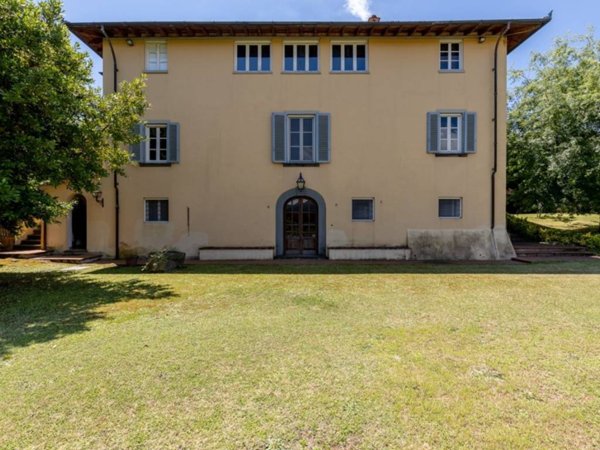 casa indipendente in vendita a Capannori