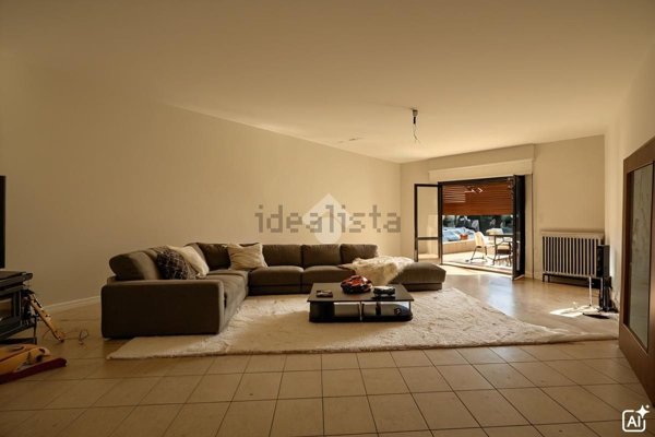 appartamento in vendita a Capannori in zona Lunata