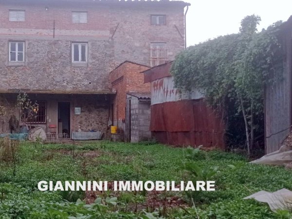 casa indipendente in vendita a Capannori