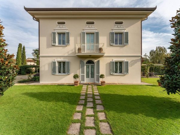 casa indipendente in vendita a Capannori