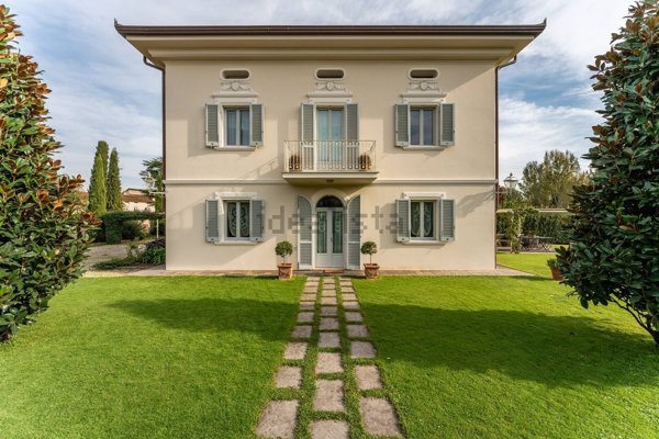 casa indipendente in vendita a Capannori