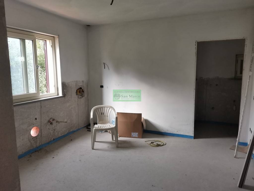 casa indipendente in vendita a Capannori in zona Lammari