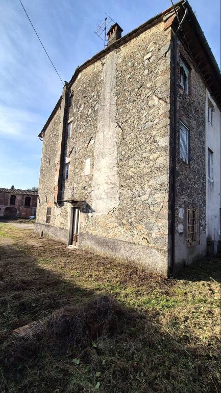 casa indipendente in vendita a Capannori in zona Lammari