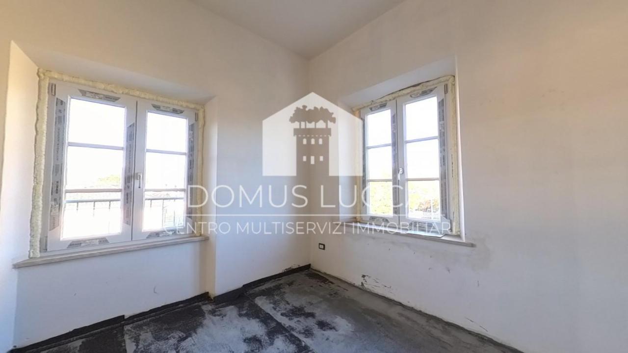 appartamento in vendita a Capannori in zona Lunata