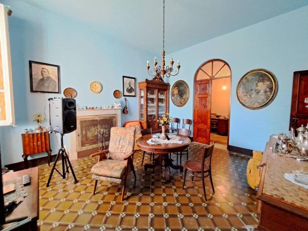 casa indipendente in vendita a Capannori in zona Lunata