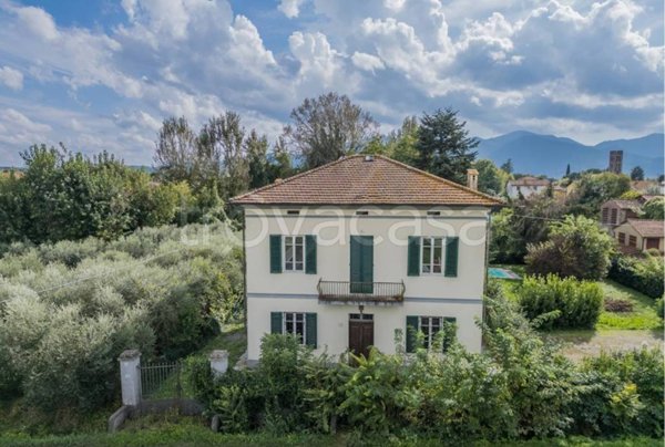casa indipendente in vendita a Capannori in zona Santa Margherita