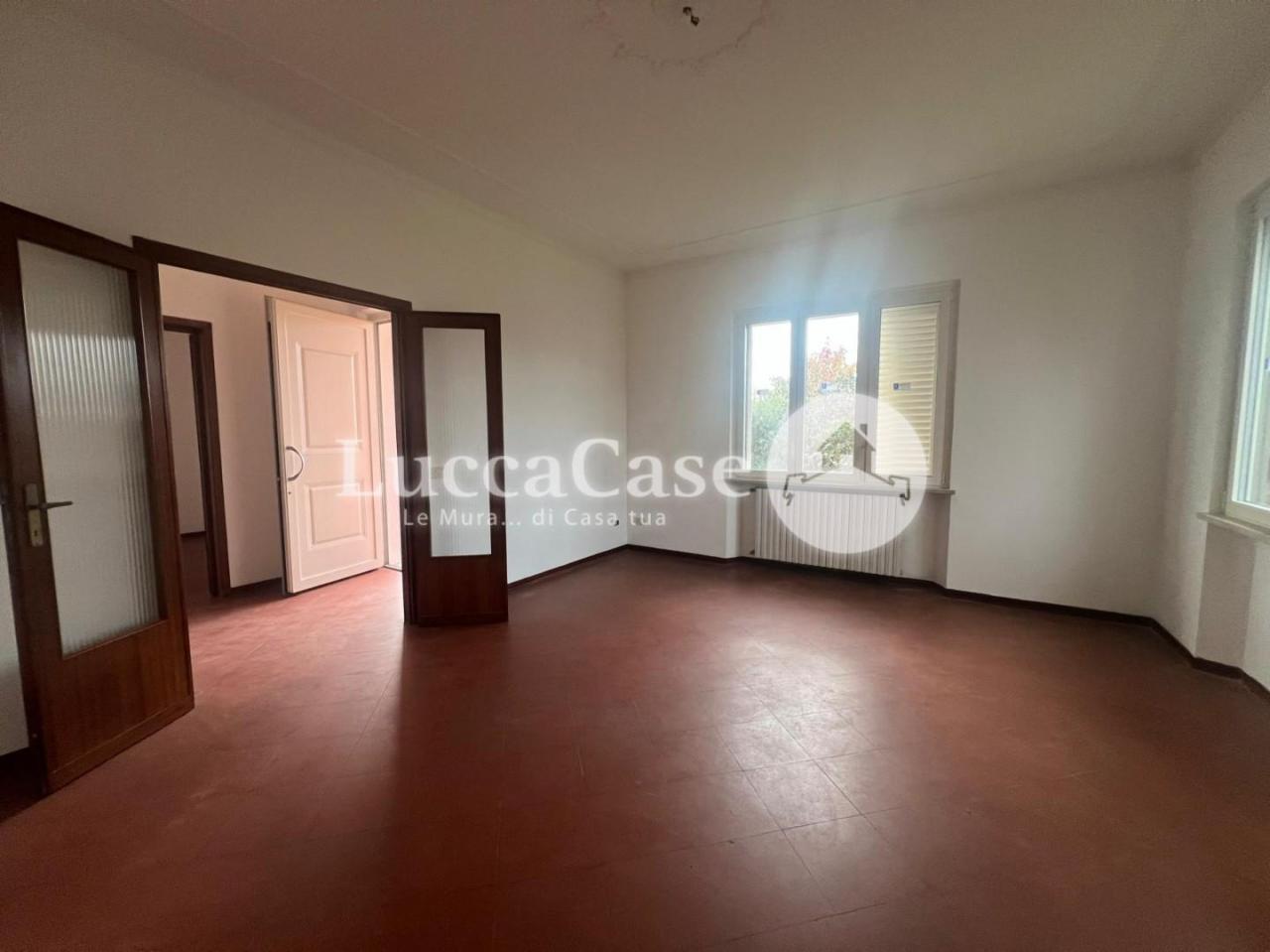 casa indipendente in vendita a Capannori