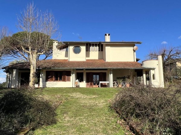 casa indipendente in vendita a Capannori