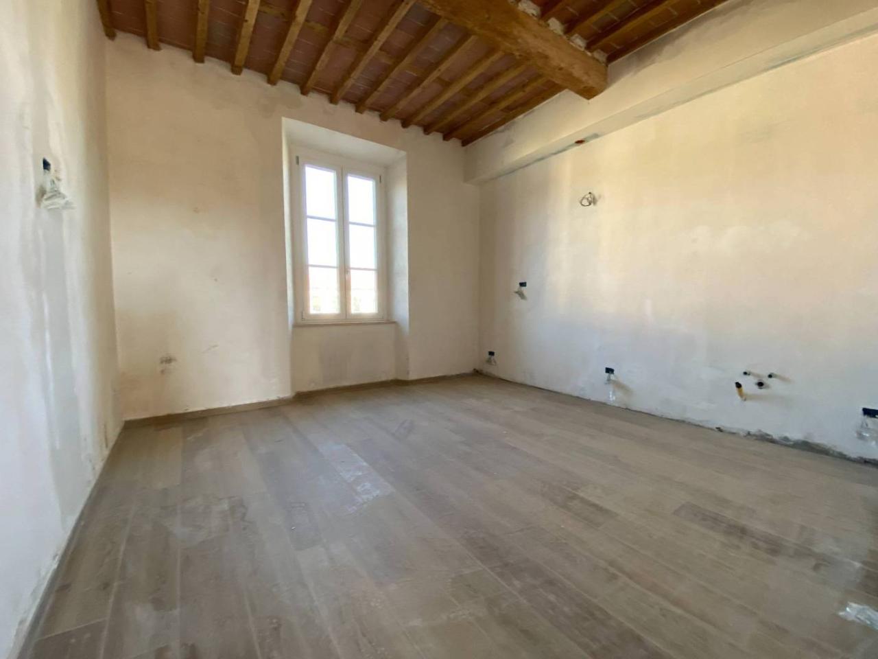 appartamento in vendita a Capannori in zona Lunata