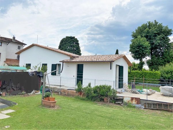 appartamento in vendita a Capannori in zona Marlia
