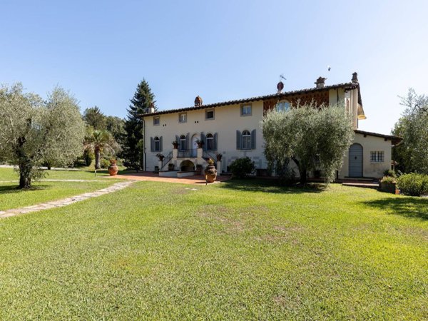 casa indipendente in vendita a Capannori