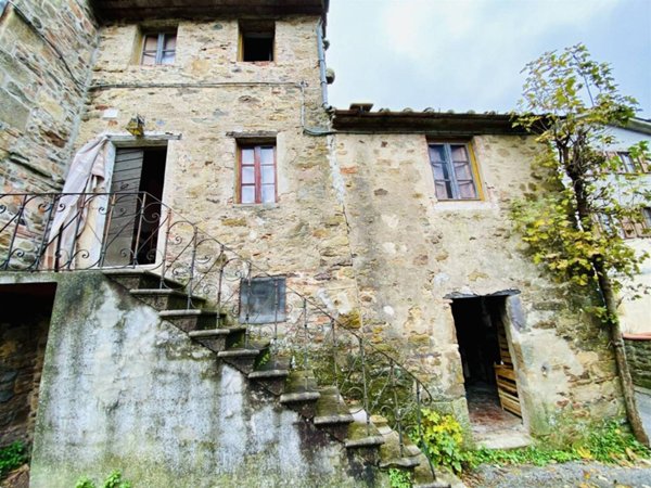 casa indipendente in vendita a Capannori