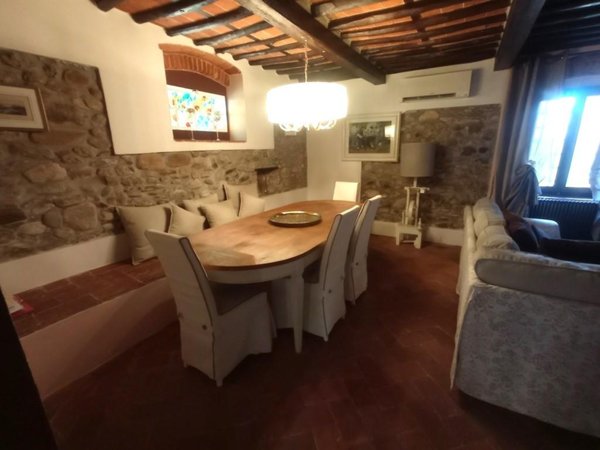 casa indipendente in vendita a Capannori