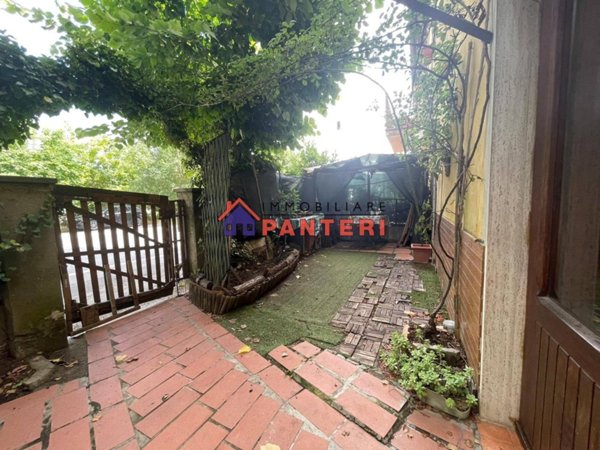 casa indipendente in vendita a Capannori