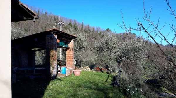 casa indipendente in vendita a Capannori in zona San Gennaro