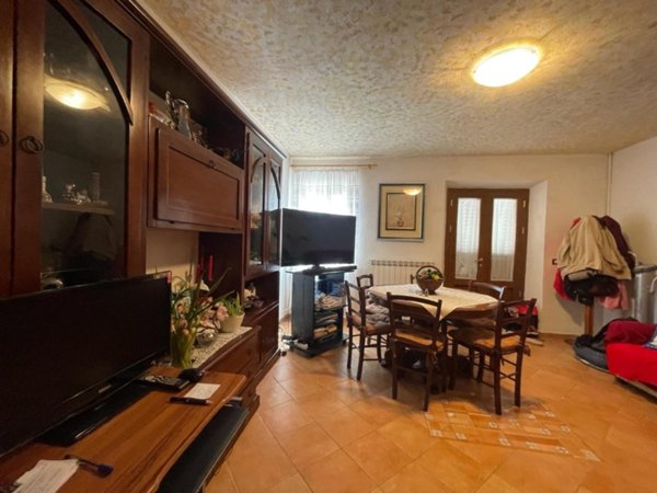 casa indipendente in vendita a Capannori in zona Santa Margherita