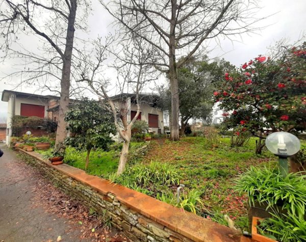 casa indipendente in vendita a Capannori