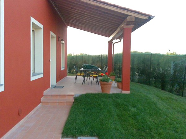 casa indipendente in vendita a Capannori in zona Lunata