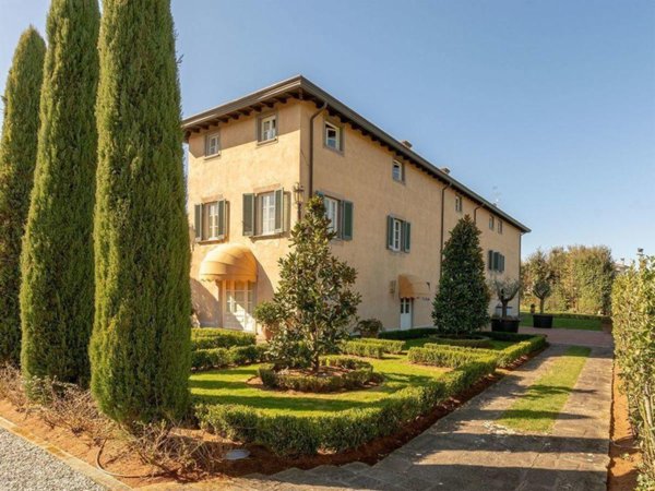 casa indipendente in vendita a Capannori