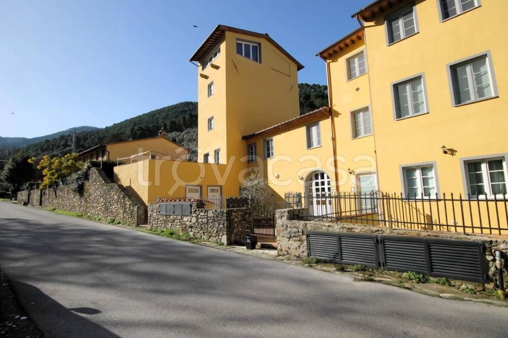 casa indipendente in vendita a Capannori in zona Guamo