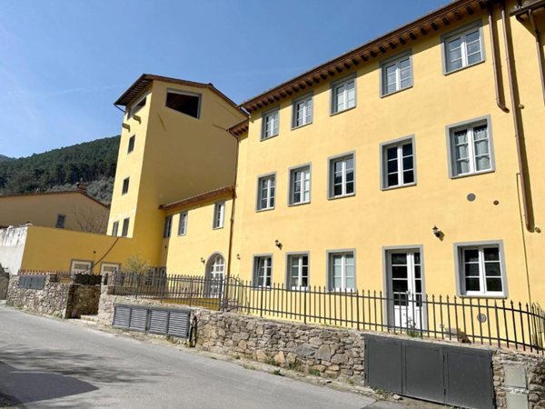 casale in vendita a Capannori in zona Vorno