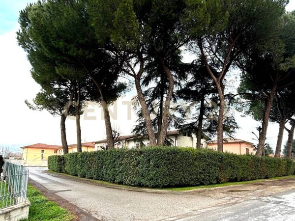 casale in vendita a Capannori in zona Lammari