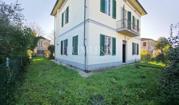 casa indipendente in vendita a Capannori