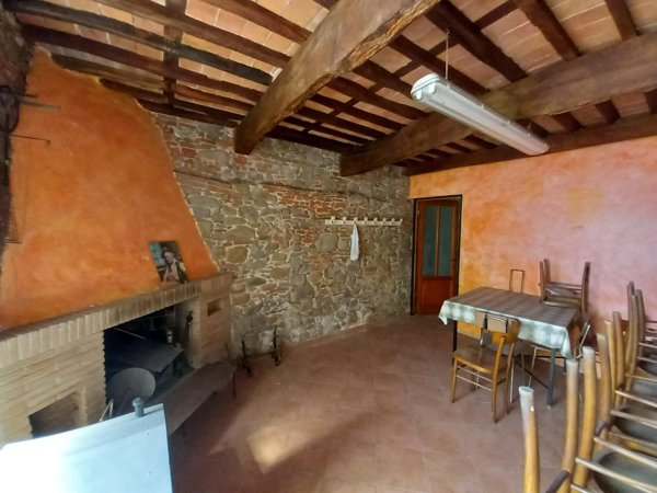 casa indipendente in vendita a Capannori