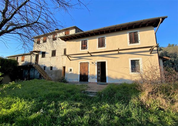 casa indipendente in vendita a Capannori in zona San Gennaro
