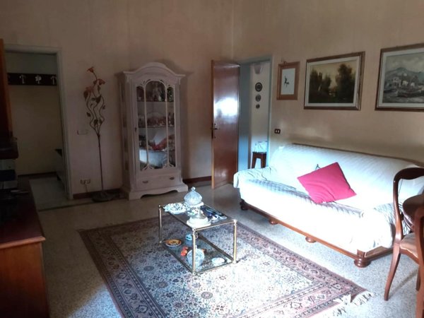 casa indipendente in vendita a Capannori in zona Marlia