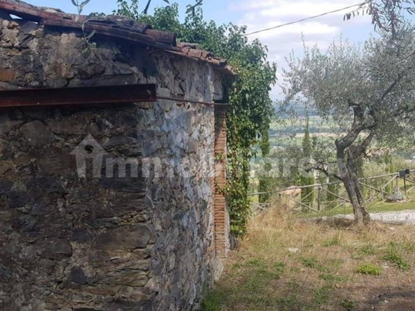 casa indipendente in vendita a Capannori