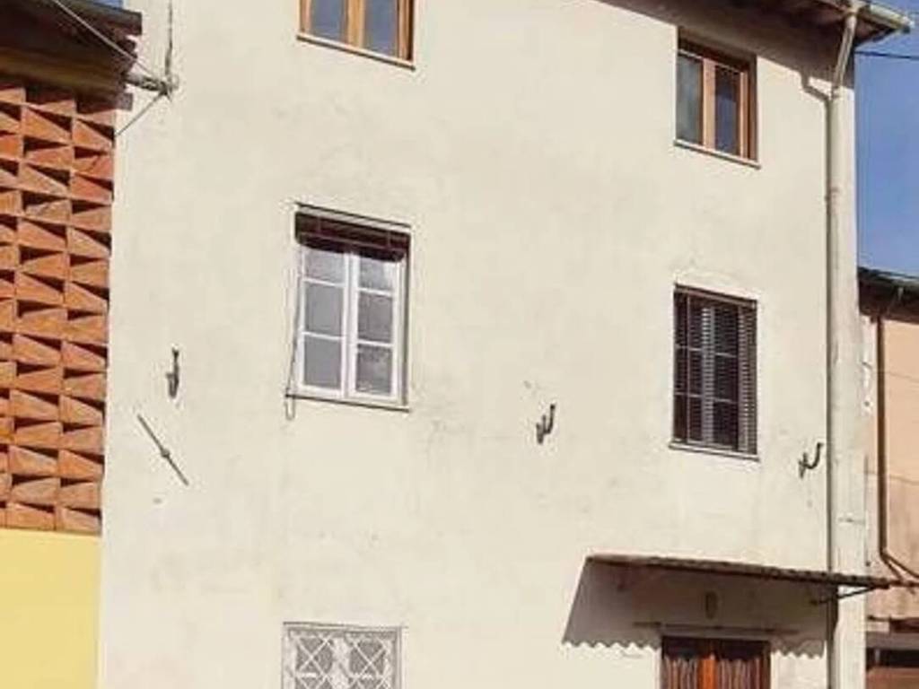 casa indipendente in vendita a Capannori in zona Carraia