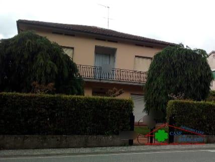 casa indipendente in vendita a Capannori