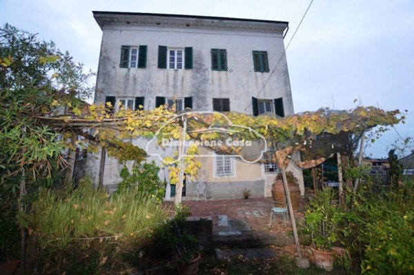 casa indipendente in vendita a Capannori