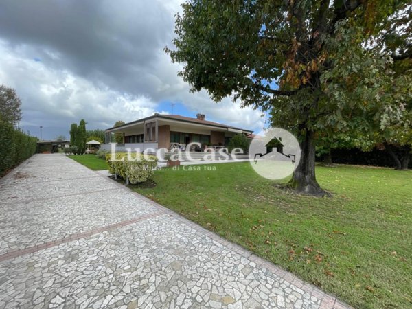 casa indipendente in vendita a Capannori