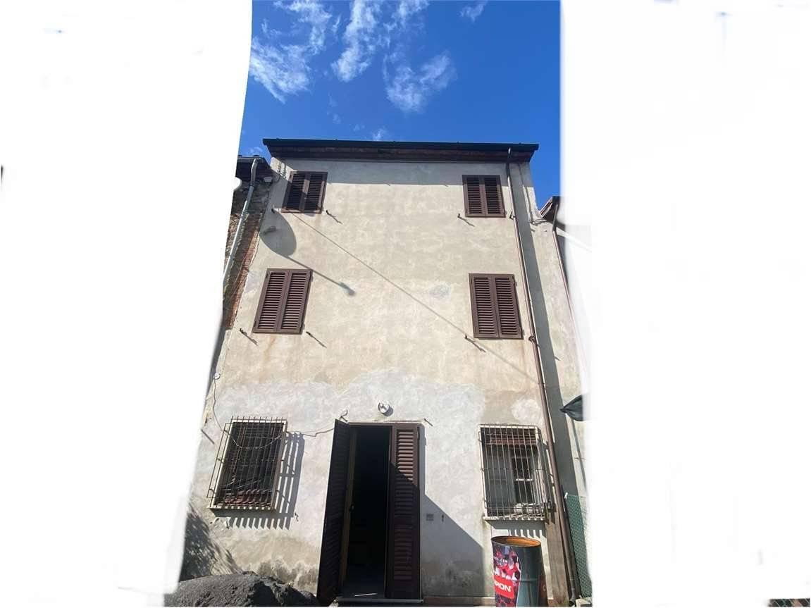 casa indipendente in vendita a Capannori in zona Lunata