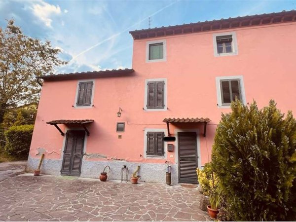 casa indipendente in vendita a Capannori