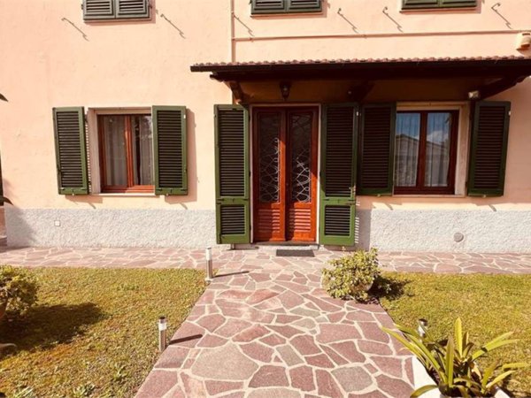 casa indipendente in vendita a Capannori