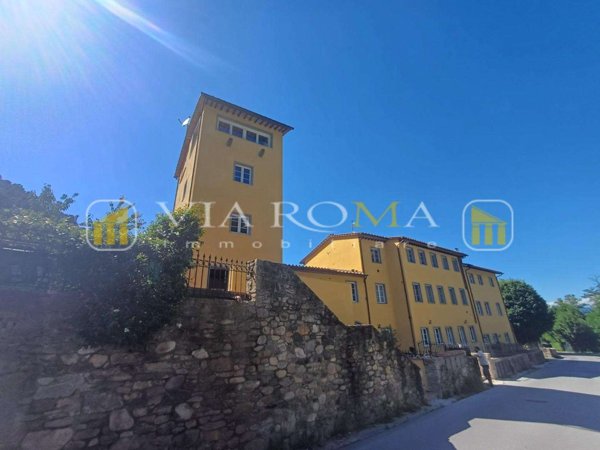 intera palazzina in vendita a Capannori in zona Vorno