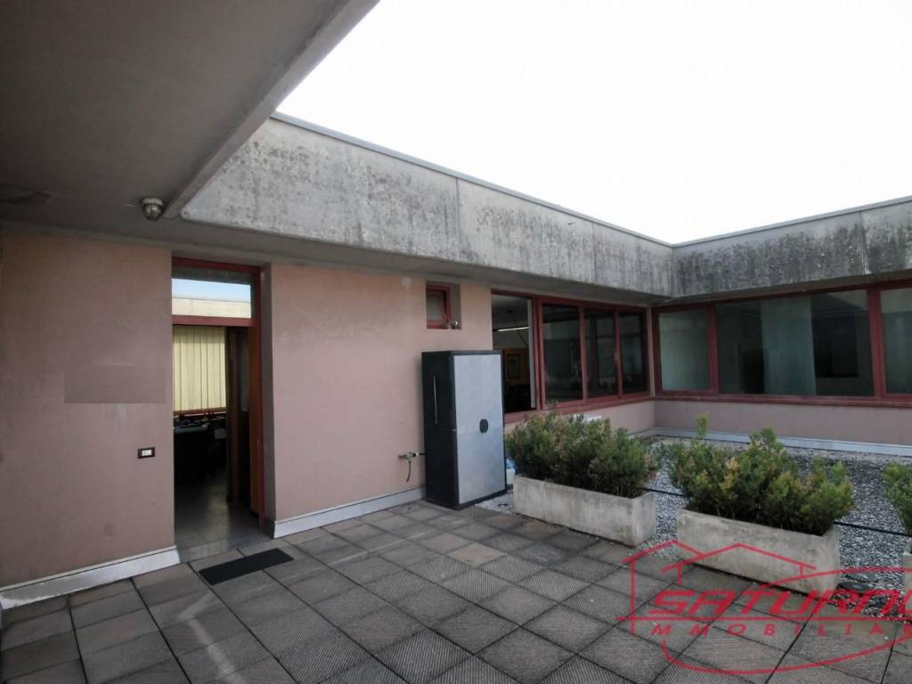 attico in vendita a Capannori in zona Marlia