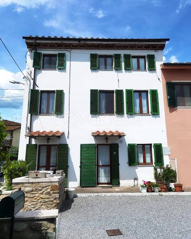 casa indipendente in vendita a Capannori
