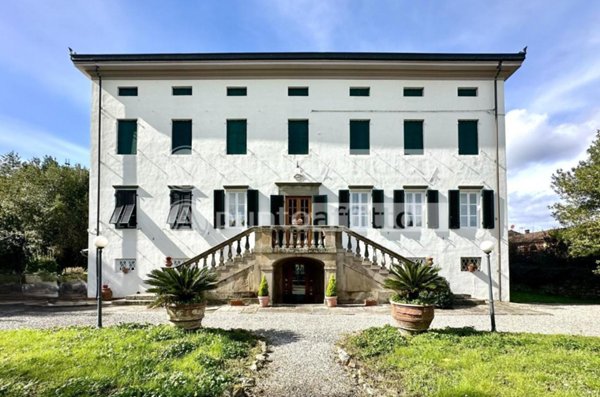 casa indipendente in vendita a Capannori in zona Guamo