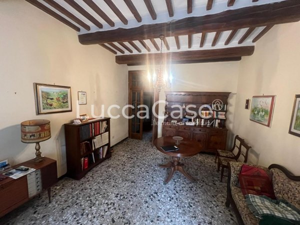 casa indipendente in vendita a Capannori