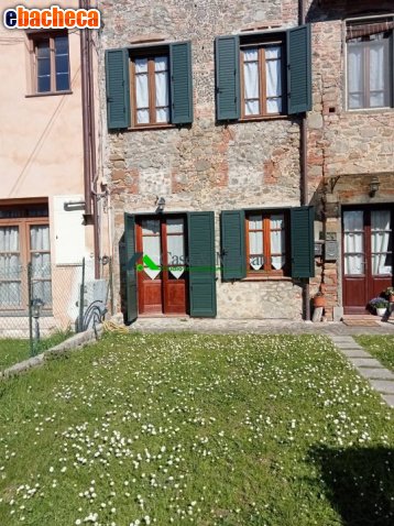 casa indipendente in vendita a Capannori