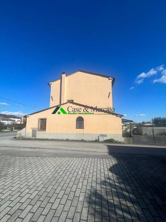 casa indipendente in vendita a Capannori