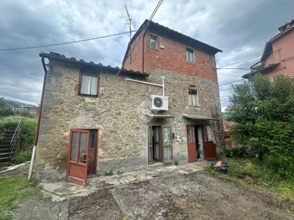 casa indipendente in vendita a Capannori in zona San Gennaro