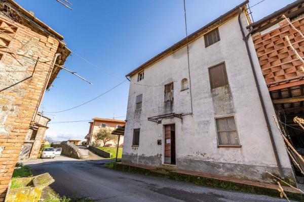 casa indipendente in vendita a Capannori