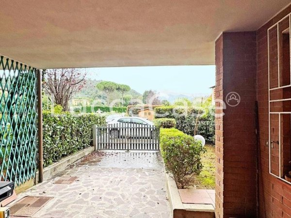 casa indipendente in vendita a Capannori in zona Guamo